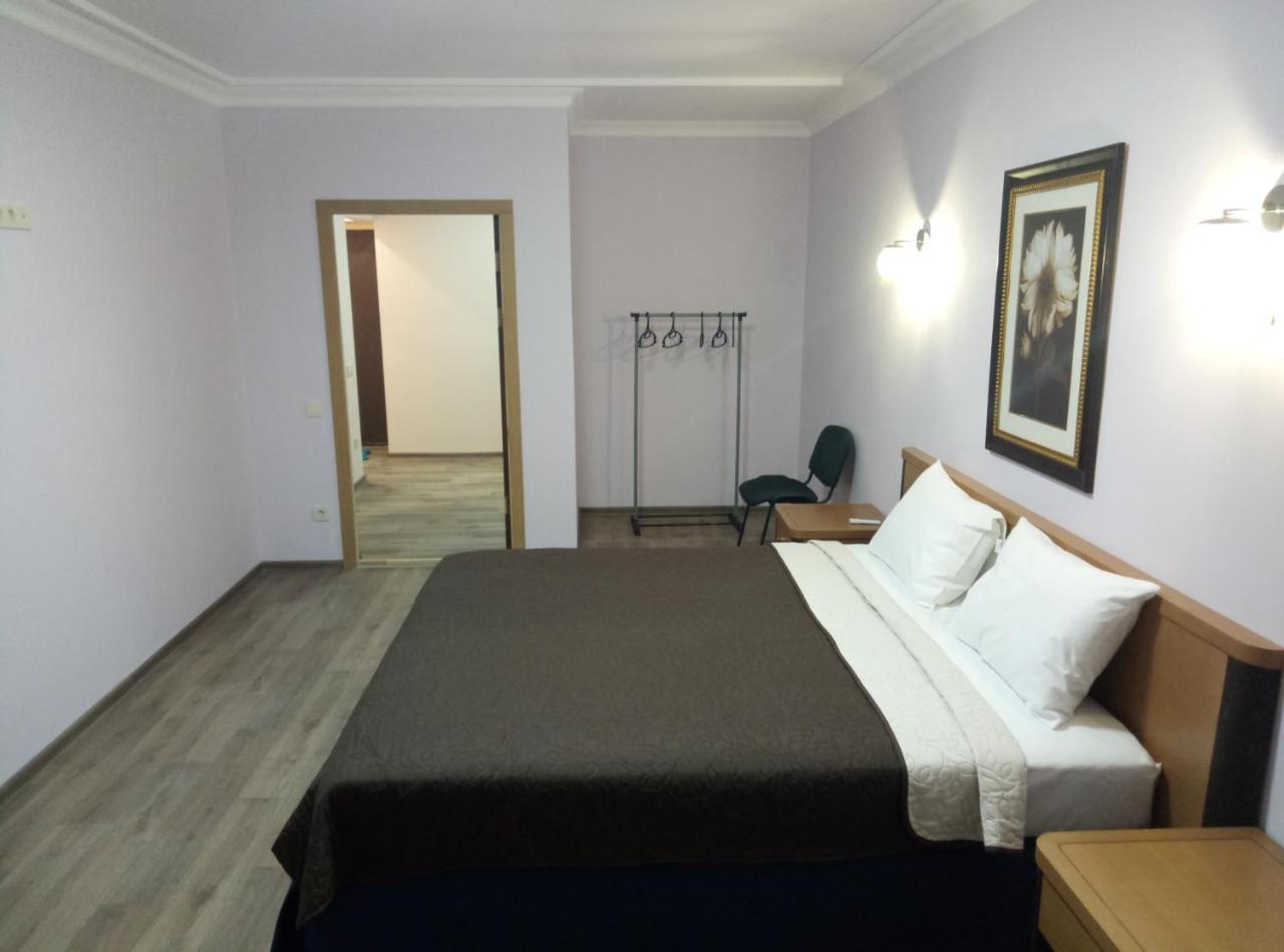 בוריספיל Sky&Kts Apartments מראה חיצוני תמונה